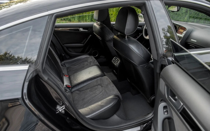 Audi A5 cena 52900 przebieg: 270000, rok produkcji 2011 z Radom małe 631